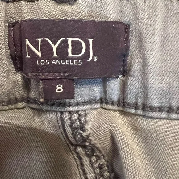 NYDJ Ami Skinny Ankle Jean -Size 8 - Picture 7 of 8